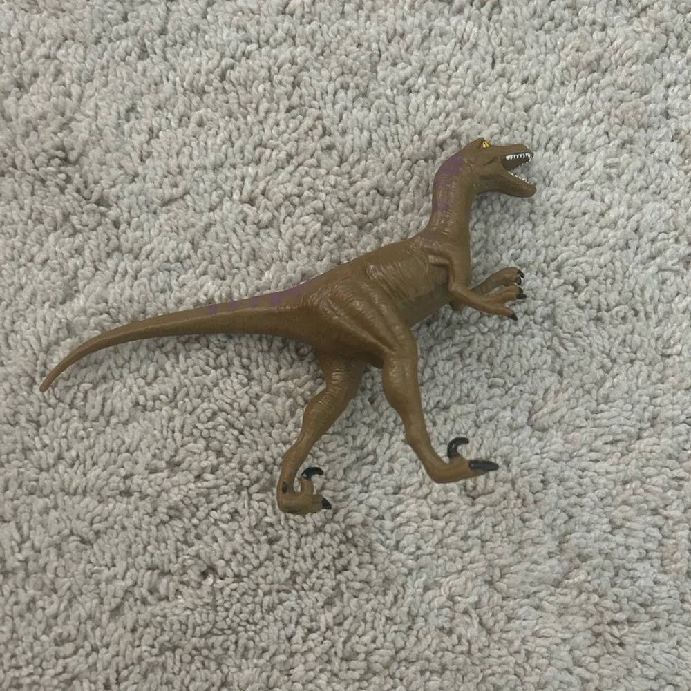 Geoworld metaraptor dinosaur
